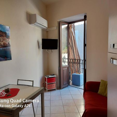 Casa Vittorio Apartment เชฟาลู ภายนอก รูปภาพ
