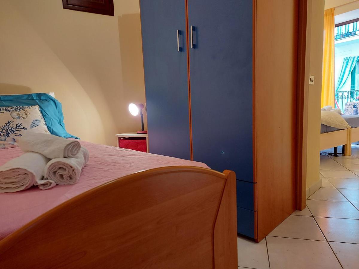 Casa Vittorio Apartment เชฟาลู ภายนอก รูปภาพ