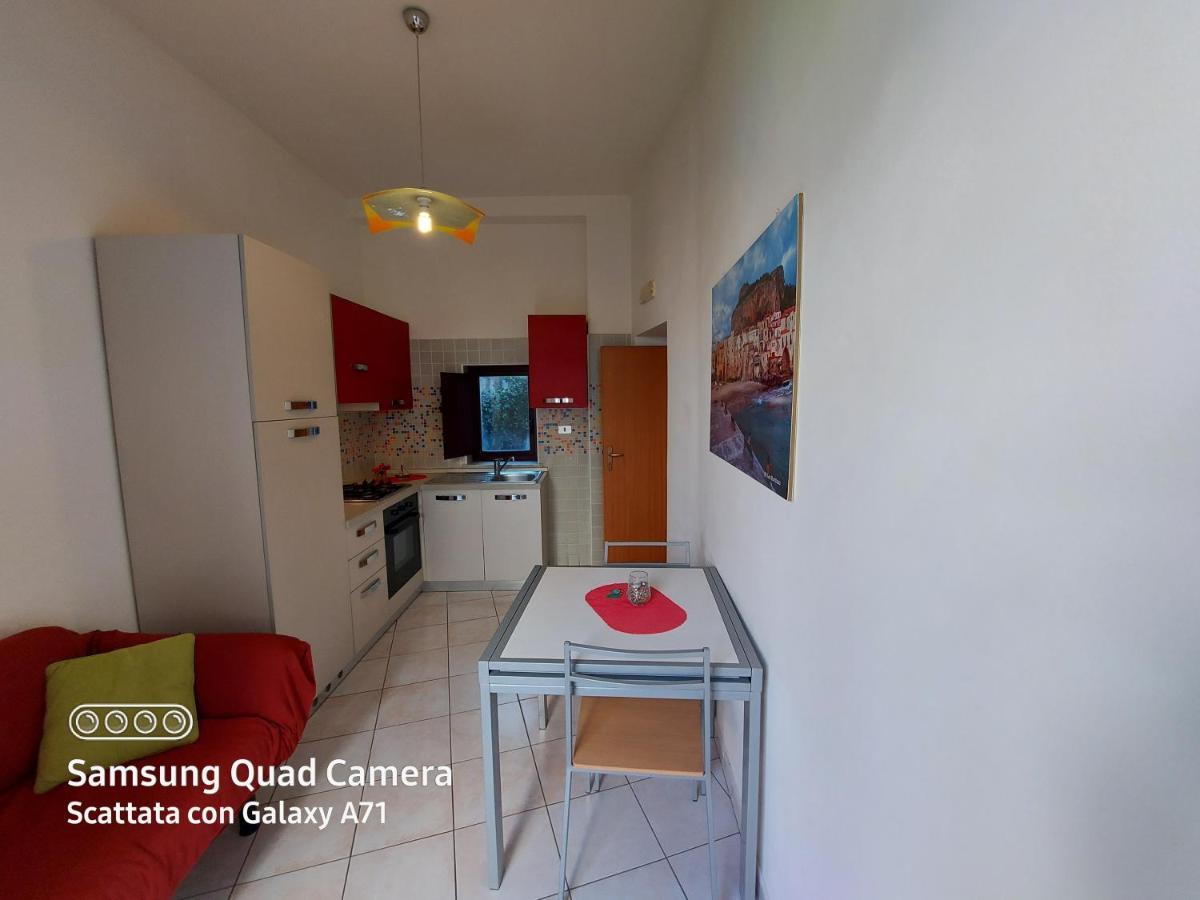 Casa Vittorio Apartment เชฟาลู ภายนอก รูปภาพ