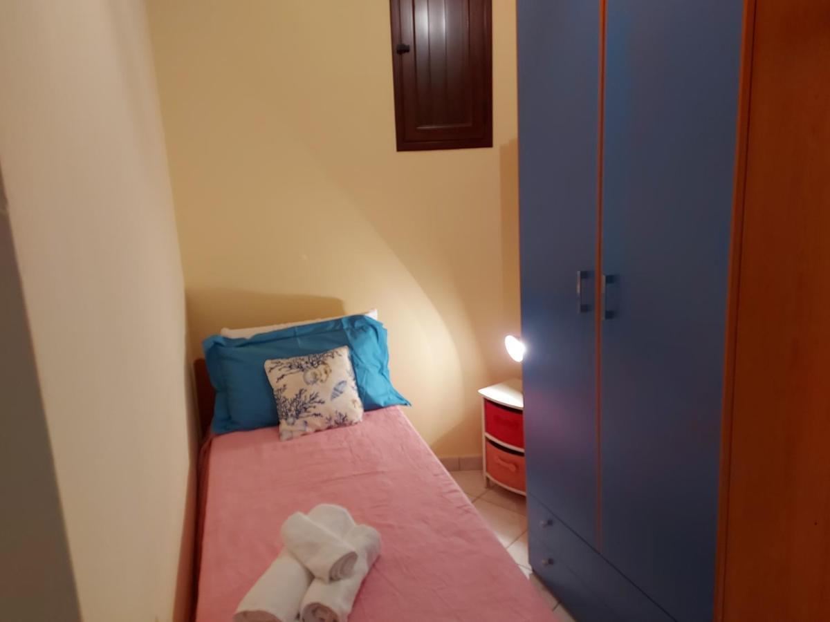 Casa Vittorio Apartment เชฟาลู ภายนอก รูปภาพ